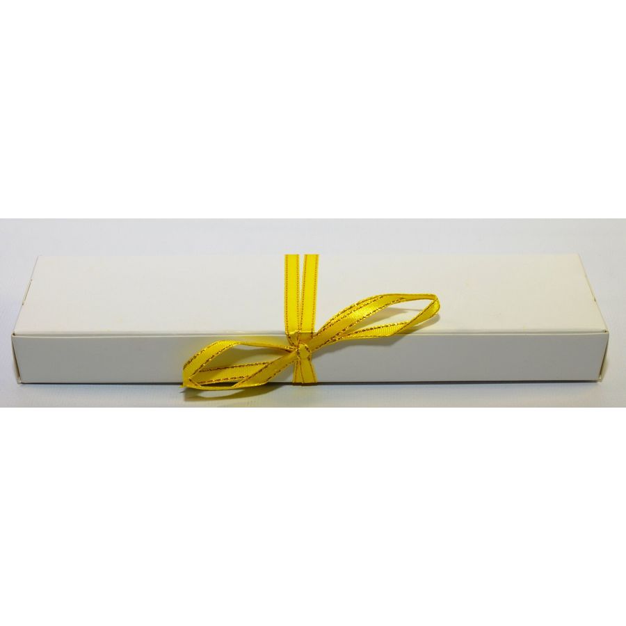 790 - 810 box with spoon and sticks CLOSED